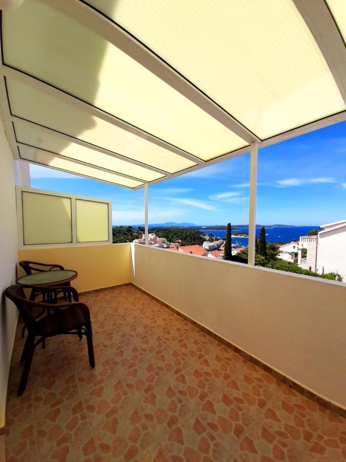 Apartments And Rooms Jasna Hvar Town Exterior photo