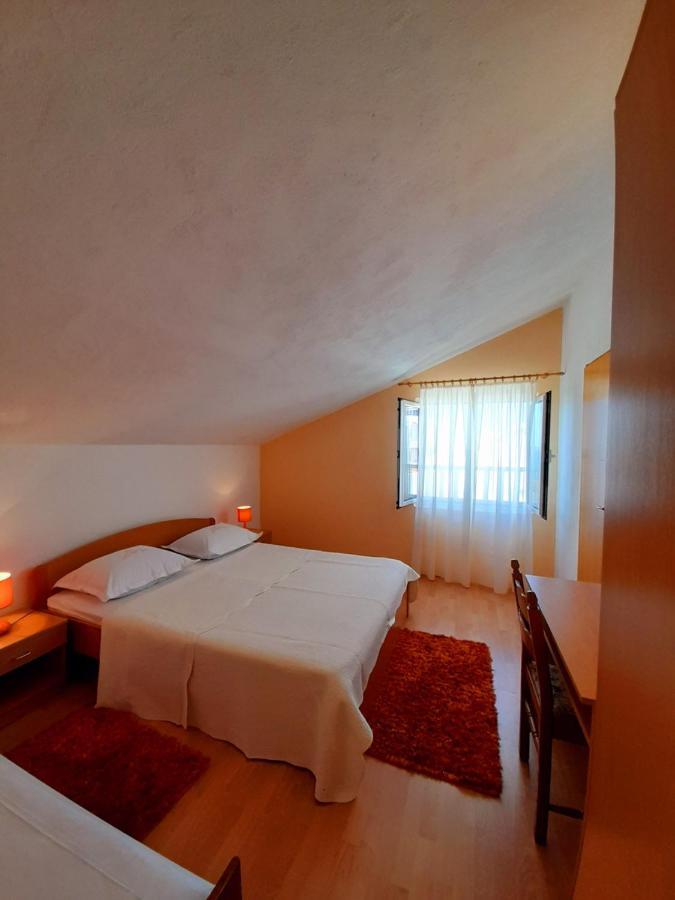 Apartments And Rooms Jasna Hvar Town Exterior photo