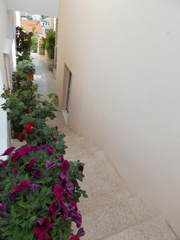 Apartments And Rooms Jasna Hvar Town Exterior photo