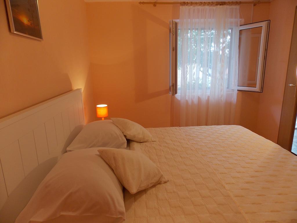 Apartments And Rooms Jasna Hvar Town Exterior photo