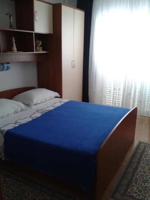 Apartments And Rooms Jasna Hvar Town Exterior photo